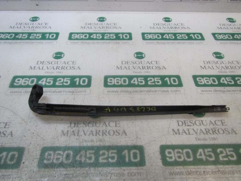 Recambio de brazo limpia delantero derecho para seat leon (1p1) 1.9 tdi referencia OEM IAM   