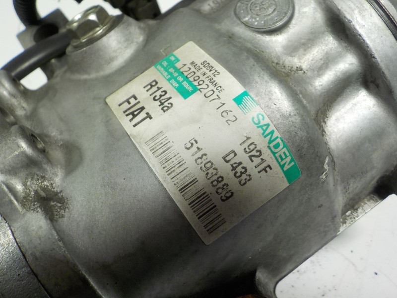 Recambio de compresor aire acondicionado para peugeot bipper 1.3 16v hdi fap referencia OEM IAM  51893889 