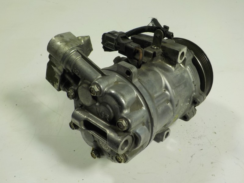 Recambio de compresor aire acondicionado para peugeot bipper 1.3 16v hdi fap referencia OEM IAM  51893889 