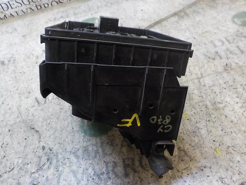 Recambio de caja reles / fusibles para volkswagen golf v berlina (1k1) 2.0 tdi referencia OEM IAM   