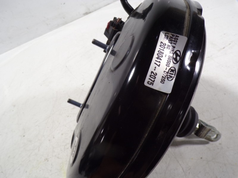 Recambio de servofreno para hyundai tucson 1.7 crdi cat referencia OEM IAM 59110D7250 58500D7250 201804172075