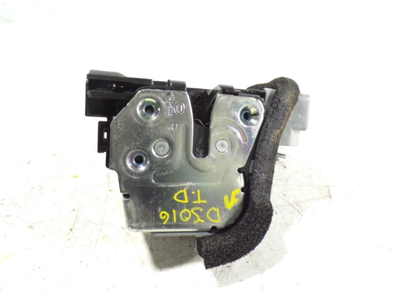 Recambio de cerradura puerta trasera derecha para hyundai i20 1.0 tgdi cat referencia OEM IAM 81420C8020 81420C8020 