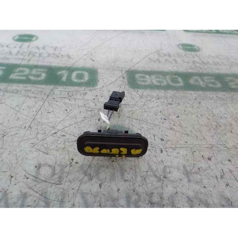 Recambio de maneta porton para opel astra j lim. 2.0 16v cdti referencia OEM IAM 13321633  