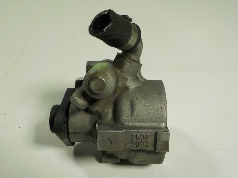 Recambio de bomba direccion para peugeot bipper 1.3 16v hdi fap referencia OEM IAM  28240628 