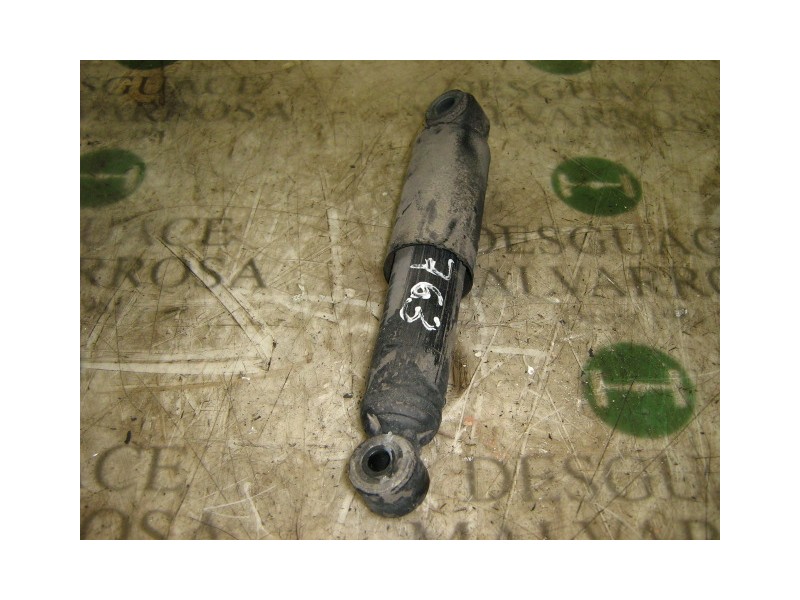 Recambio de amortiguador trasero derecho para nissan serena (c23m) 2.0 sgx kat referencia OEM IAM   