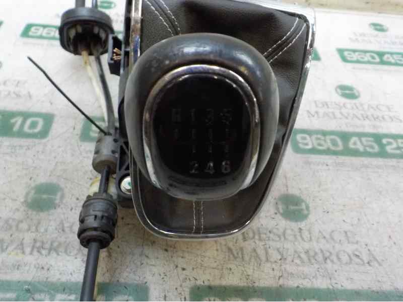Recambio de palanca cambio para opel astra j lim. 2.0 16v cdti referencia OEM IAM 55563829 55563829 