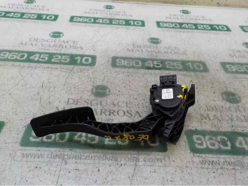 Recambio de potenciometro pedal para opel astra j lim. 2.0 16v cdti referencia OEM IAM 13252704 13252704 