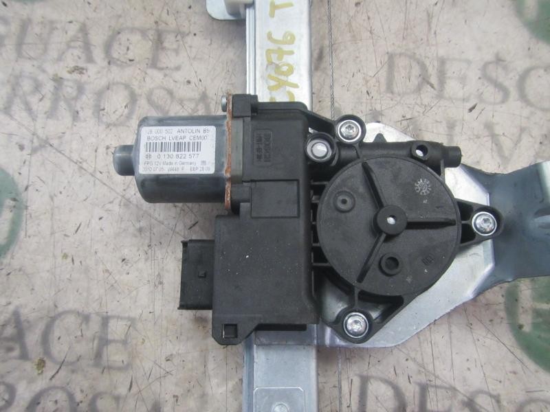 Recambio de elevalunas trasero izquierdo para citroën c4 berlina 1.6 16v hdi referencia OEM IAM   