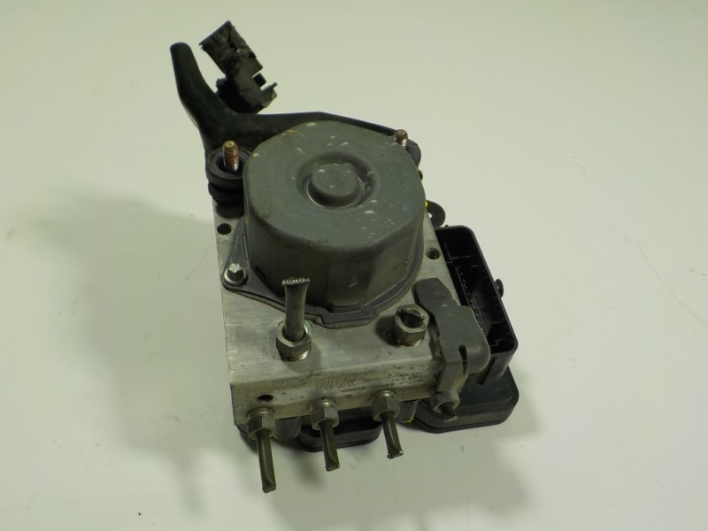 Recambio de abs para toyota auris 1.4 turbodiesel cat referencia OEM IAM 4405002A20 4454002500 