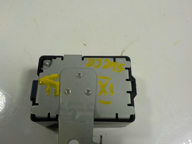 Recambio de modulo electronico para lexus rx 450h referencia OEM IAM 8974048082 8974048082 61B687000