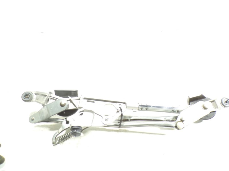 Recambio de articulacion limpia delantero para toyota corolla (e21) referencia OEM IAM 8515002430  