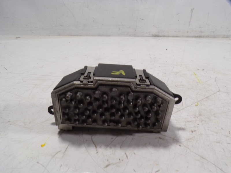 Recambio de resistencia calefaccion para volkswagen golf vi (5k1) 1.6 tdi dpf referencia OEM IAM 3C0907521F 3C0907521F F01150008