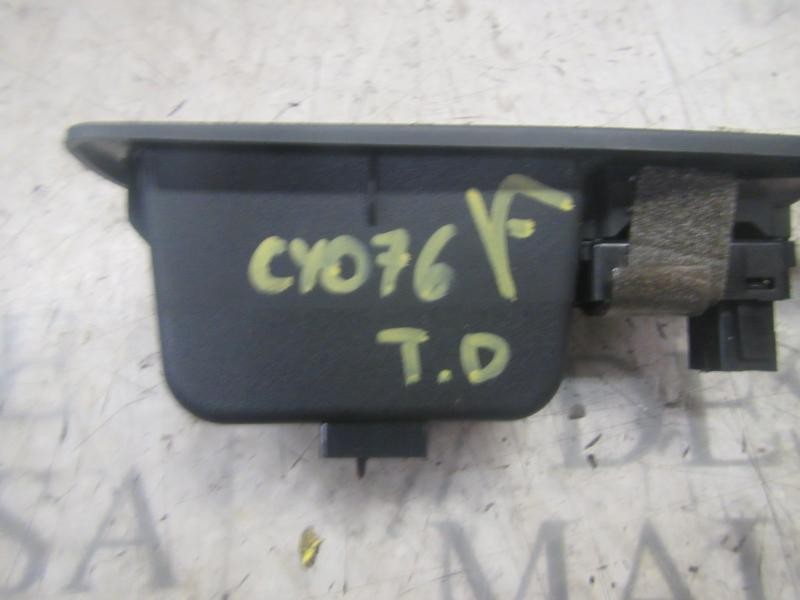 Recambio de mando elevalunas trasero derecho para citroën c4 berlina 1.6 16v hdi referencia OEM IAM   