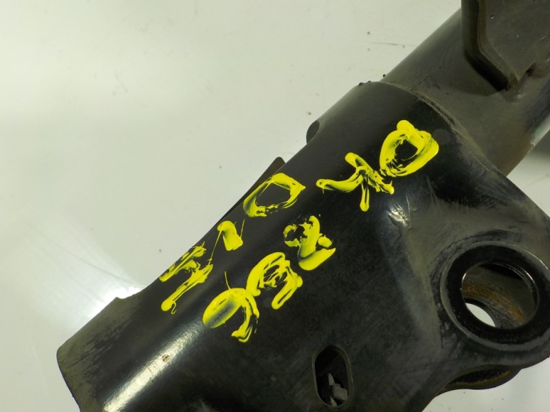 Recambio de amortiguador delantero izquierdo para toyota auris 1.4 turbodiesel cat referencia OEM IAM 4852009X70 4852002870 