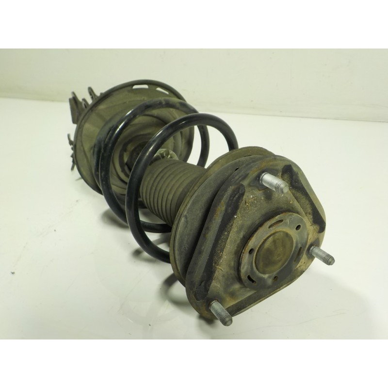 Recambio de amortiguador delantero izquierdo para toyota auris 1.4 turbodiesel cat referencia OEM IAM 4852009X70 4852002870 