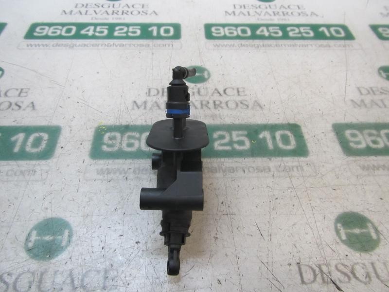 Recambio de bomba embrague para ford fiesta (ccn) titanium referencia OEM IAM 1751682 CV217A543BA 