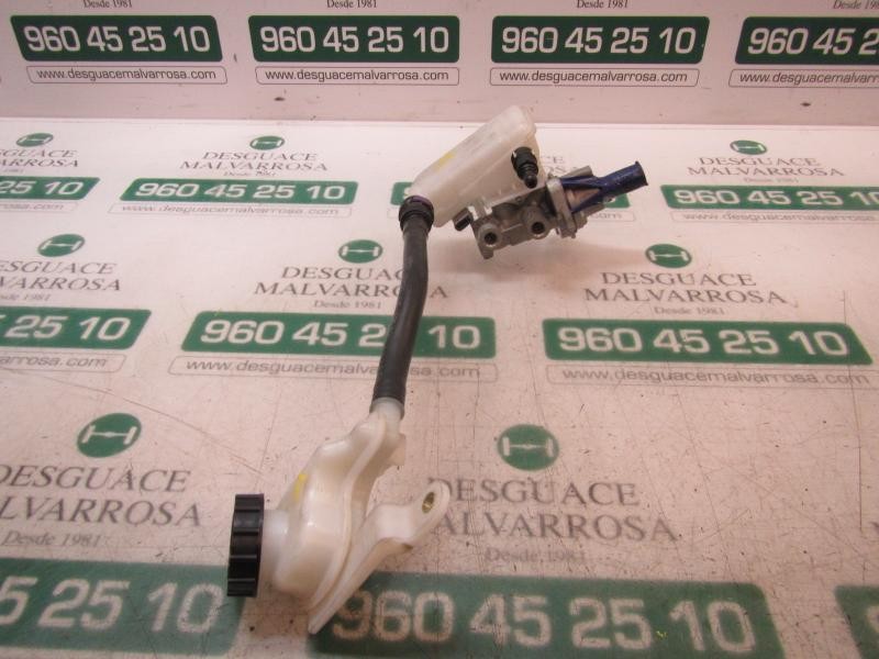Recambio de bomba freno para ford fiesta (ccn) titanium referencia OEM IAM 1751664  