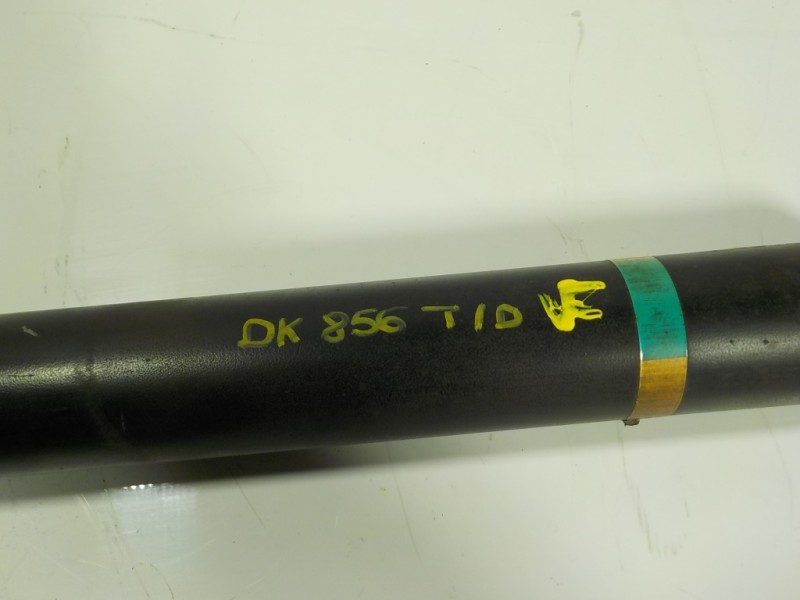 Recambio de amortiguador trasero derecho para toyota auris 1.4 turbodiesel cat referencia OEM IAM 4853009W10 4853002A10 