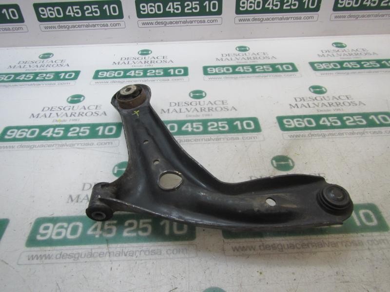 Recambio de brazo suspension inferior delantero derecho para ford fiesta (ccn) titanium referencia OEM IAM 1737309  