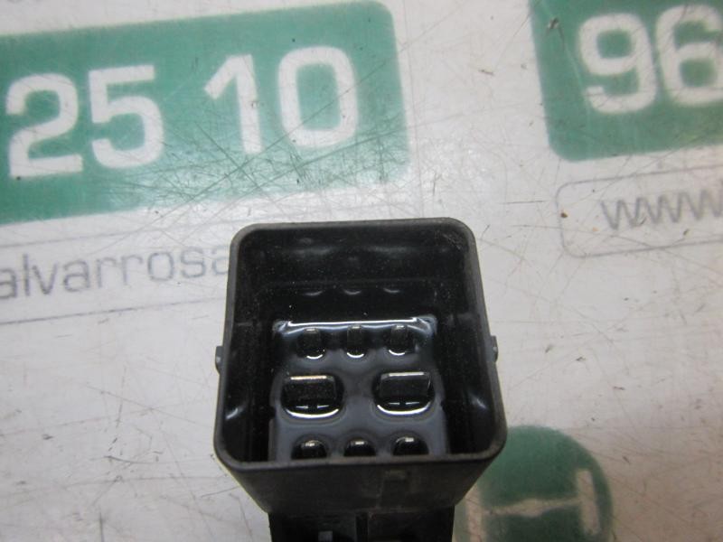 Recambio de caja precalentamiento para ford fiesta (ccn) titanium referencia OEM IAM 1872379 9803299780 