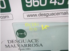 Recambio de cristal puerta delantero derecho para ford fiesta (ccn) titanium referencia OEM IAM 1680515   2