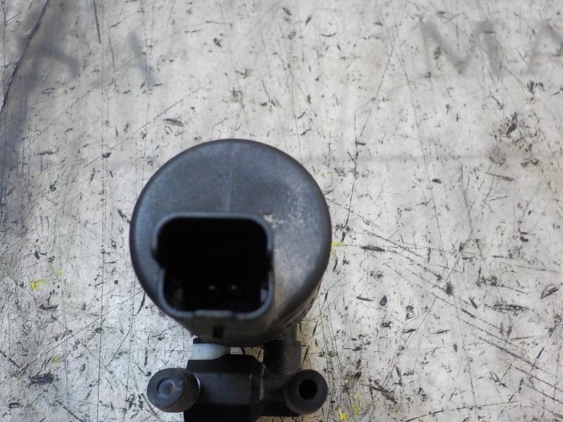 Recambio de bomba limpia para citroën c3 business referencia OEM IAM 643475  