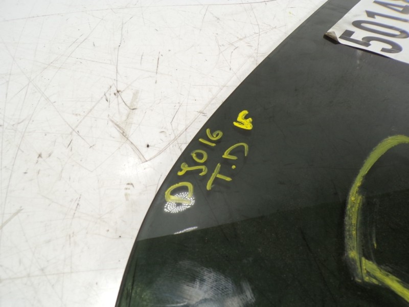 Recambio de cristal puerta trasero derecho para hyundai i20 1.0 tgdi cat referencia OEM IAM 83420C8040  