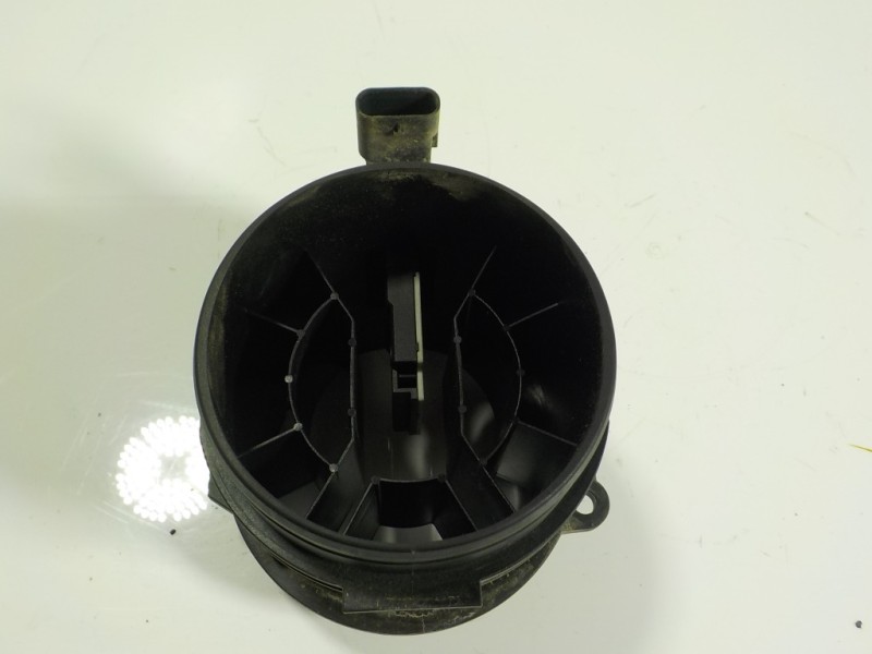 Recambio de caudalimetro para man tge kasten (uy) 2.0 tdi referencia OEM IAM 65274210008 03N906461 5WK98103