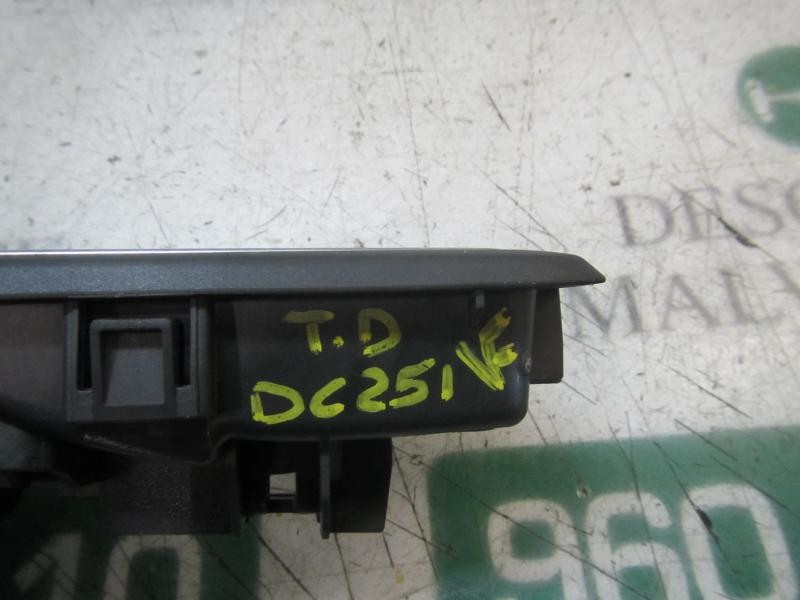 Recambio de maneta interior trasera derecha para ford fiesta (ccn) titanium referencia OEM IAM 1895831  