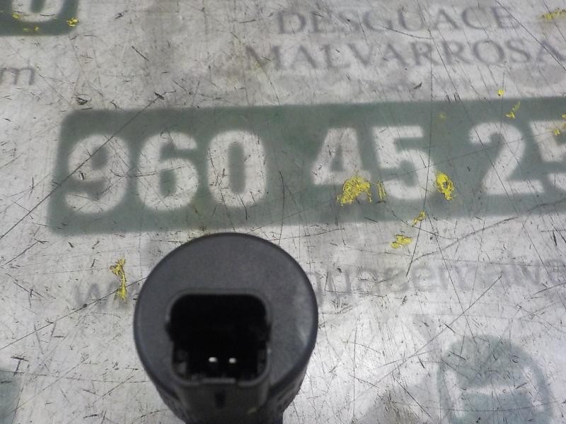 Recambio de bomba limpia para peugeot 2008 (--.2013) style referencia OEM IAM 643475  