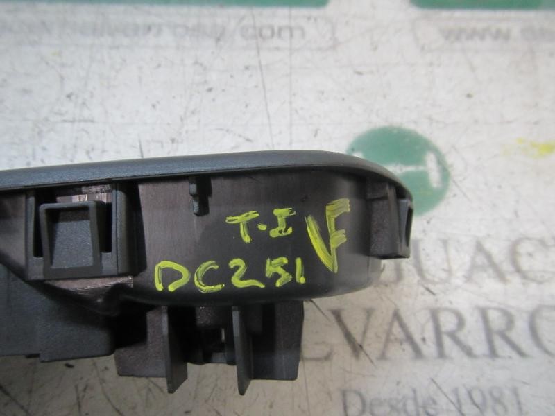 Recambio de maneta interior trasera izquierda para ford fiesta (ccn) titanium referencia OEM IAM 1895835  