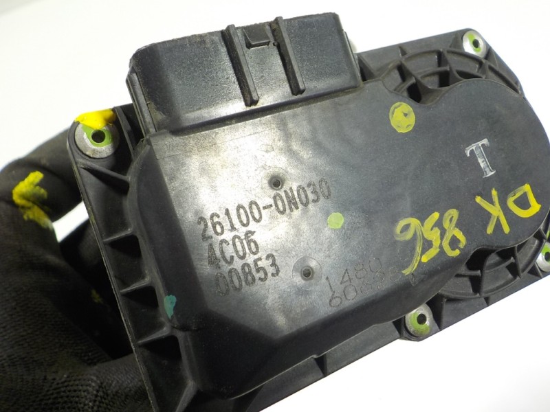 Recambio de caja mariposa para toyota auris 1.4 turbodiesel cat referencia OEM IAM 261000N030  