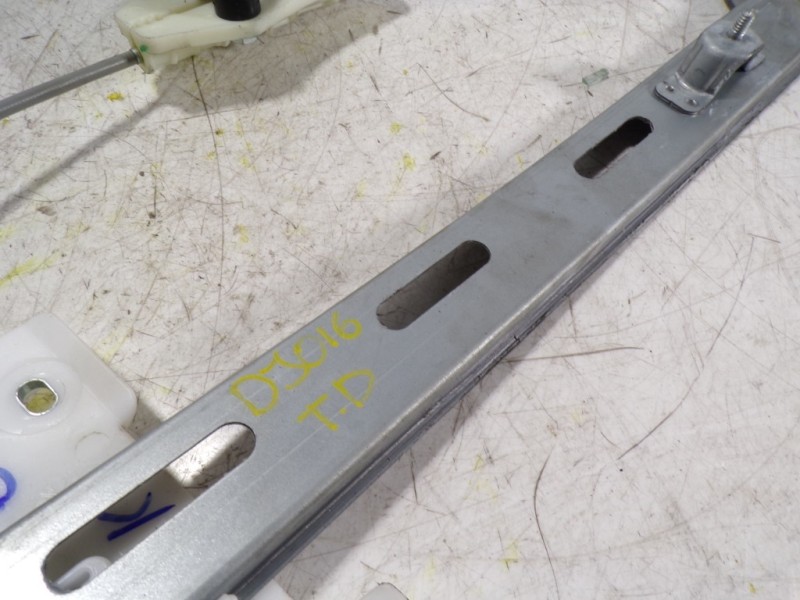 Recambio de elevalunas trasero derecho para hyundai i20 1.0 tgdi cat referencia OEM IAM 83404C7010 82480C7000 