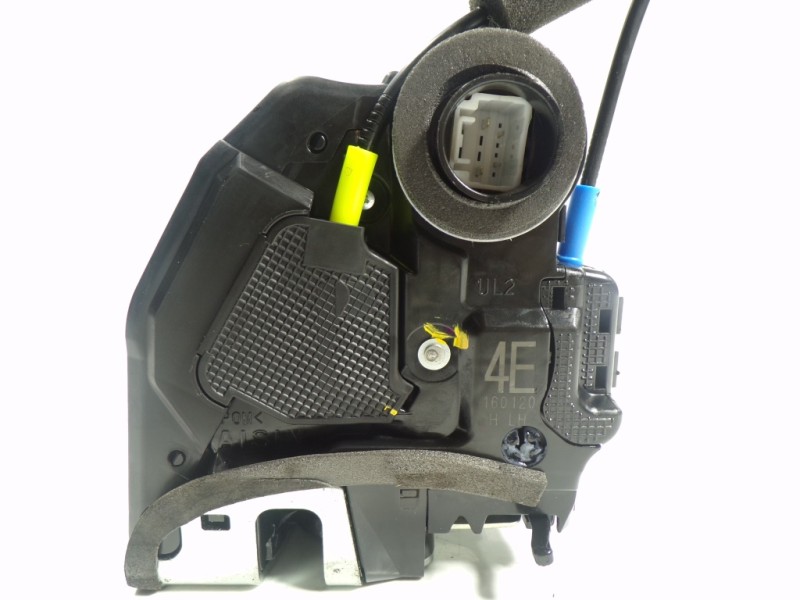 Recambio de cerradura puerta trasera izquierda para toyota corolla (e21) referencia OEM IAM 6906002580  
