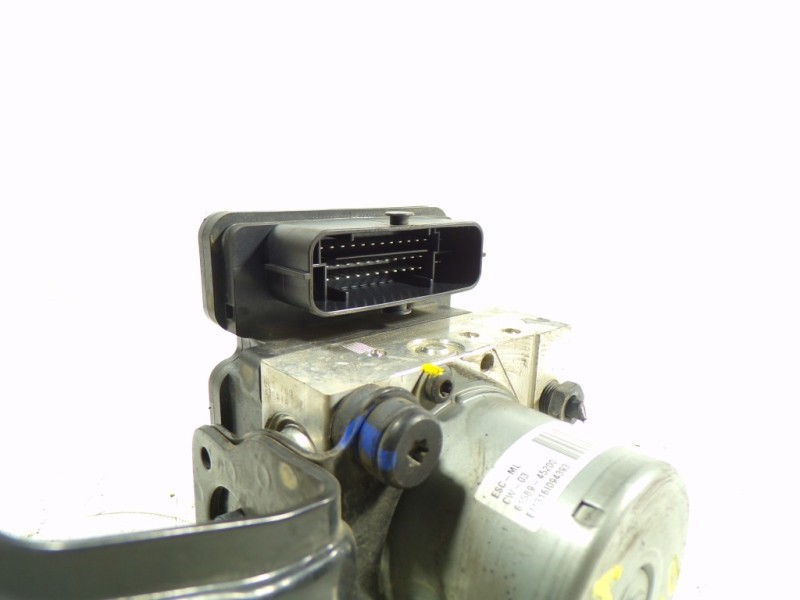 Recambio de abs para kia cee´d 1.4 crdi cat referencia OEM IAM 58920A2230 6158945200 A258930800