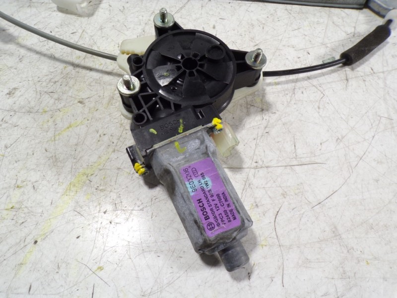 Recambio de elevalunas trasero izquierdo para hyundai i20 1.0 tgdi cat referencia OEM IAM 83403C7010 82450C7000 F00S1W2085