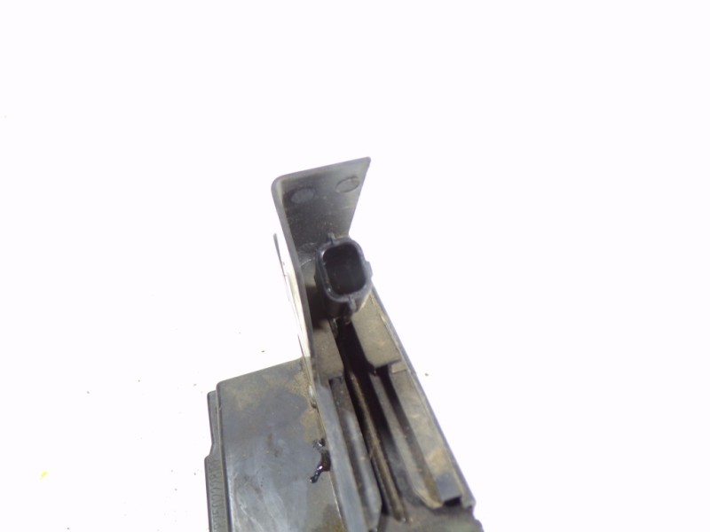 Recambio de cerradura puerta trasera derecha para dacia sandero 1.2 16v cat referencia OEM IAM 825022281R 825022281R 