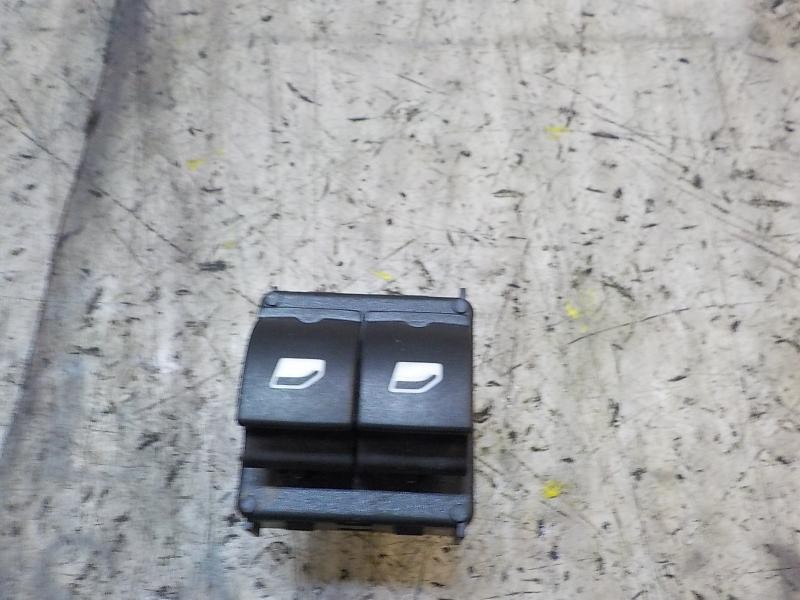 Recambio de mando elevalunas delantero izquierdo para citroën c3 business referencia OEM IAM 98016298ZD  