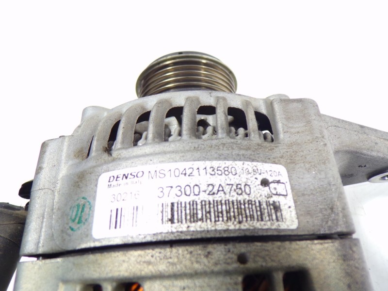 Recambio de alternador para kia cee´d 1.4 crdi cat referencia OEM IAM 373002A750 373002A750 MS1042113580