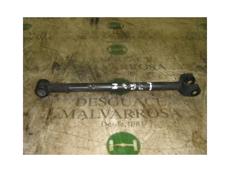 Recambio de brazo suspension inferior trasero izquierdo para nissan serena (c23m) 2.0 sgx kat referencia OEM IAM   