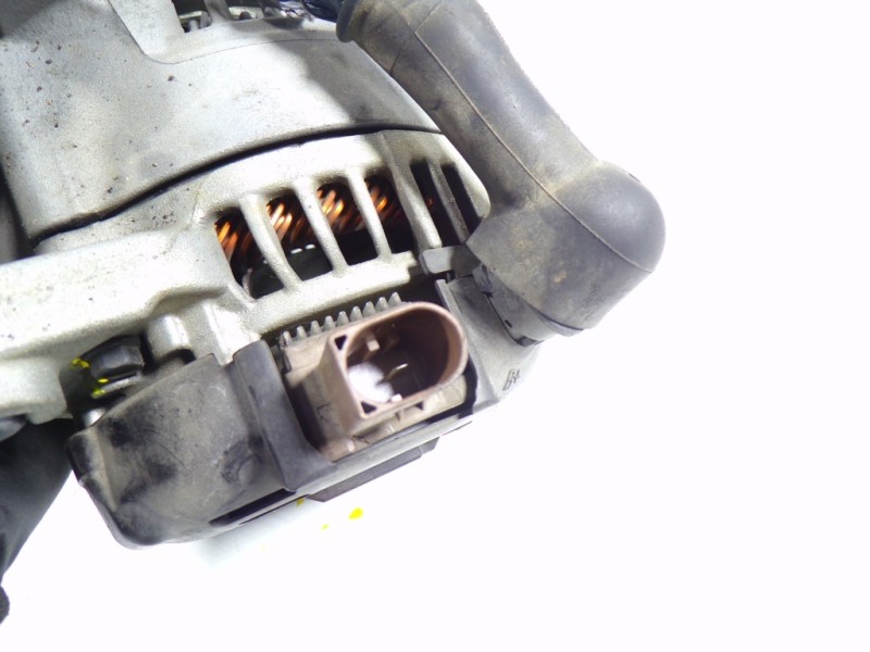 Recambio de alternador para kia cee´d 1.4 crdi cat referencia OEM IAM 373002A750 373002A750 MS1042113580