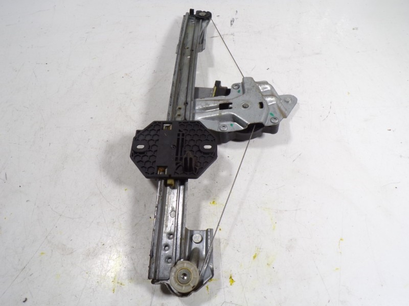 Recambio de elevalunas delantero derecho para dacia sandero 1.2 16v cat referencia OEM IAM 807209299R 807209293R 