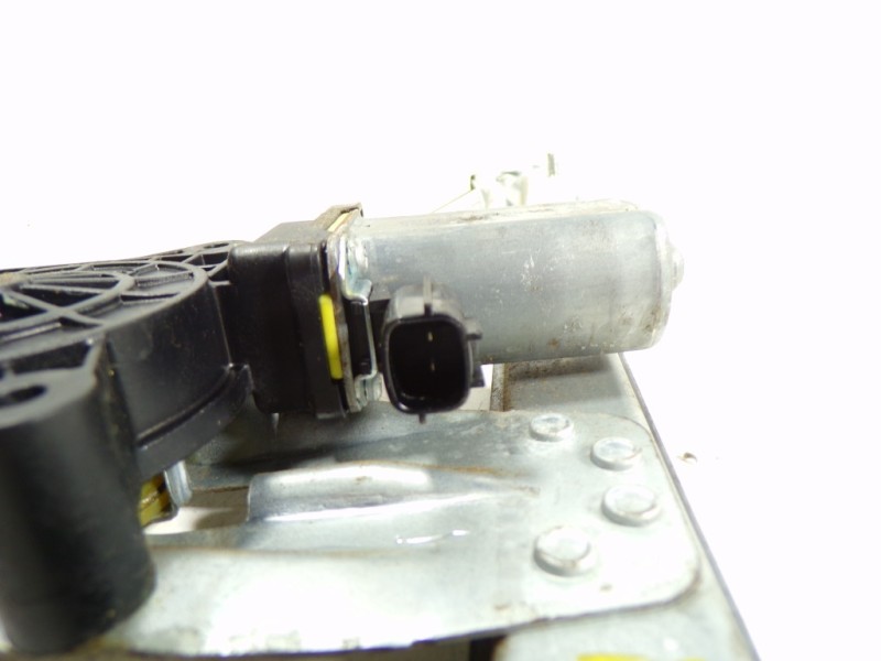 Recambio de elevalunas delantero derecho para dacia sandero 1.2 16v cat referencia OEM IAM 807209299R 807209293R 