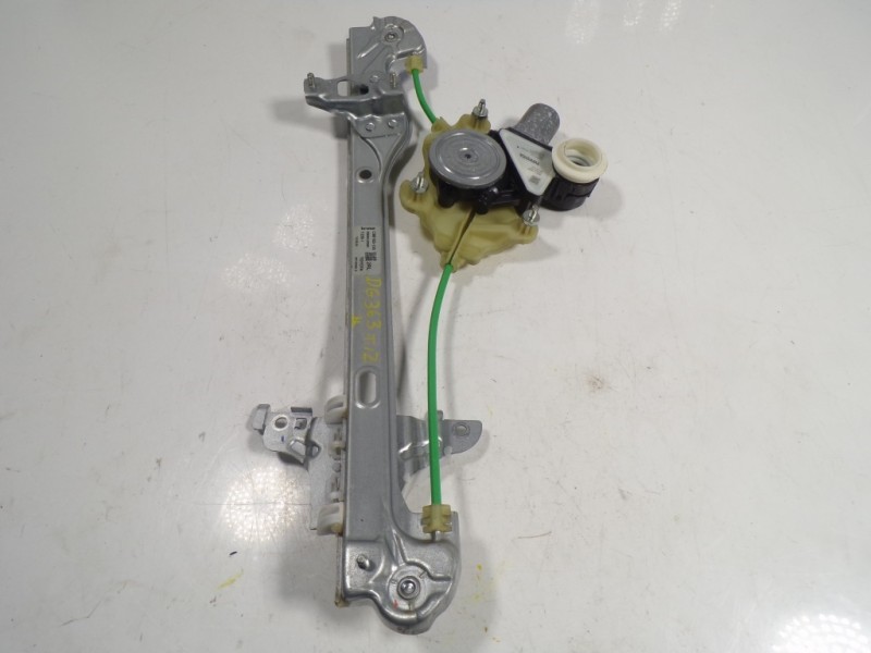 Recambio de elevalunas trasero izquierdo para toyota corolla (e21) referencia OEM IAM 6984002681 6984002681 C86183105