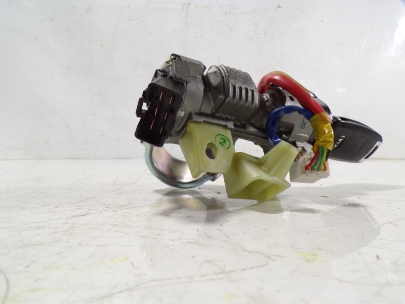 Recambio de antirrobo para kia cee´d 1.4 crdi cat referencia OEM IAM 819103X000  