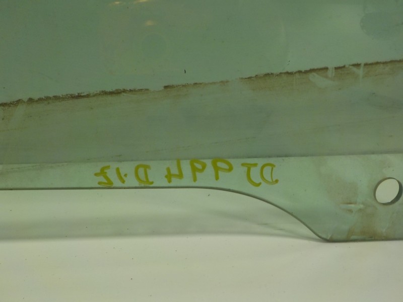Recambio de cristal puerta delantero izquierdo para man tge kasten (uy) 2.0 tdi referencia OEM IAM 65626450000  