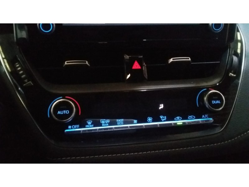 Recambio de mando climatizador para toyota corolla (e21) referencia OEM IAM 5590002E10 5590002E10 