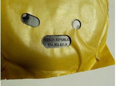 Recambio de moldura para skoda karoq (nu) ambition 4x4 referencia OEM IAM  57A853621A  2