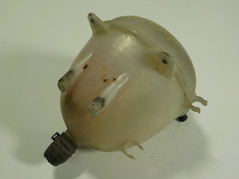 Recambio de deposito expansion para man tge kasten (uy) 2.0 tdi referencia OEM IAM 65061020000  