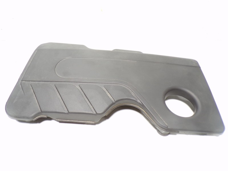 Recambio de tapa motor para opel astra k lim. 5türig 1.6 cdti dpf referencia OEM IAM 55582662  
